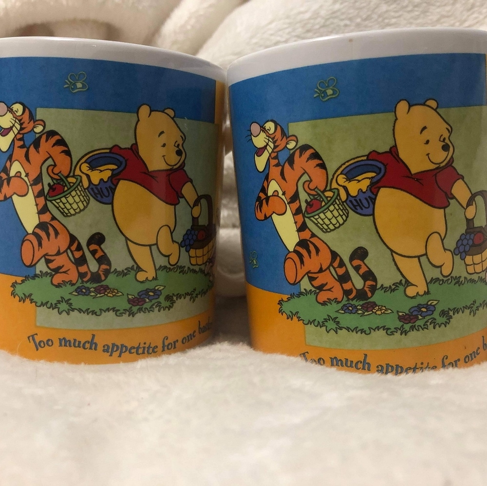 Set of 2 Disney Winnie the Pooh coffee mugs